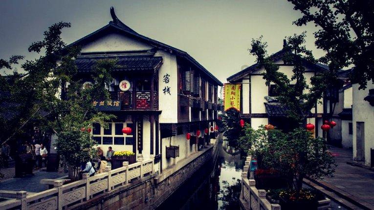 能跳舞能成女团，演艺事业也稳步上升，宋茜的运气背后都是努力